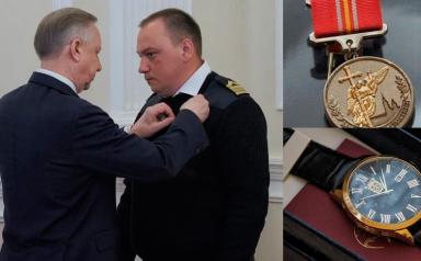 Губернатор А. Беглов вручил экипажам наших теплоходов награды